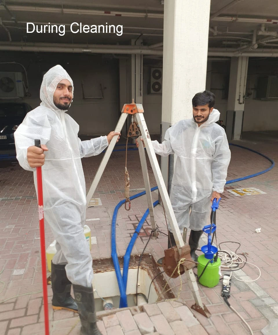 water tank cleaning in Dubai by square technical